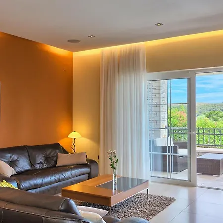 Tatil Evi Suprema Pula