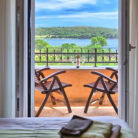 Suprema Tatil Evi Pula